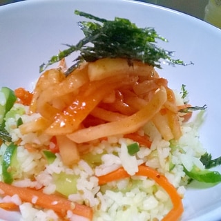 長粒米の韓国風ライスサラダ